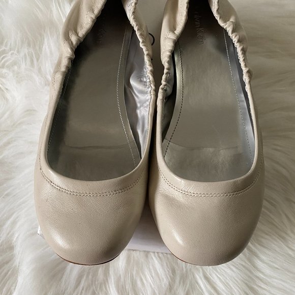Calvin Klein ivory leather flats, 9 - Picture 3 of 6